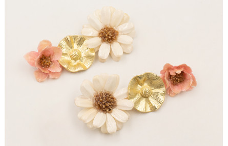 Pendientes flor natural resina grande blanca con f