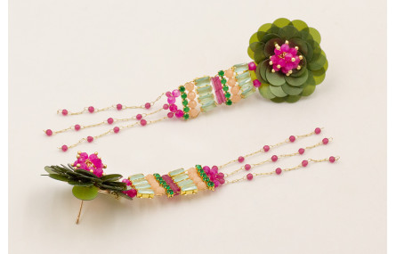 Pendientes flor lentejuelas verdes oscuro con burr