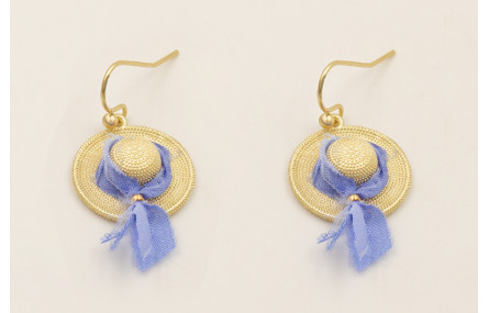 Pendientes sombrero dorado mate con cinta seda azu
