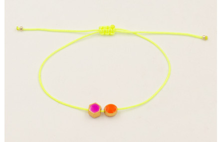 Pulsera hilo amarillo fluor con entrepieza hexagon
