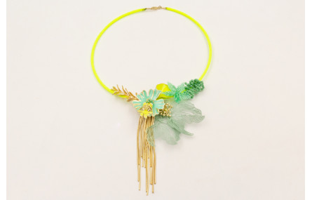 Collar rigido forrado con cordón elastico fluor, c