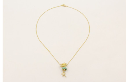 Collar colgante medusa esmaltada verde piedra y ra