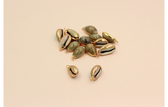 Caracola borde dorado 18*10mm una anilla