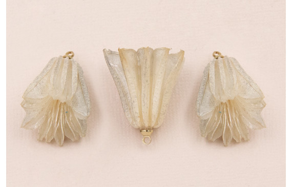 Flor Natural Campanilla con Resina 30*20 Gris 