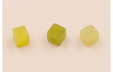 Cubo piedra Jade 4,5*4,5mm verde