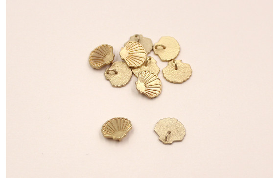 Cuenta Concha colgante 10*10mm oro mate