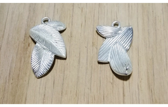 Trio de hojas 10.5*18 Plata Mate