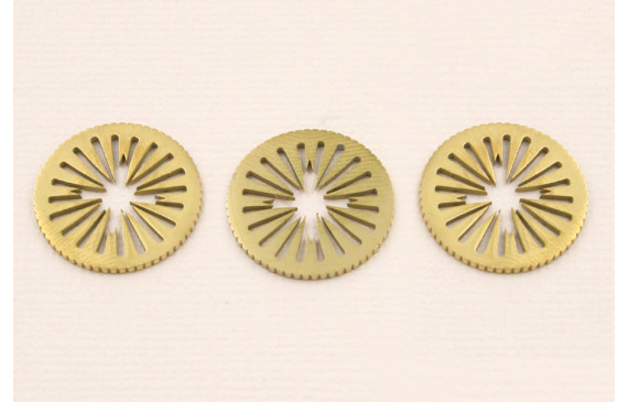 Cuenta Acero Disco acero de 18mm calada Oro