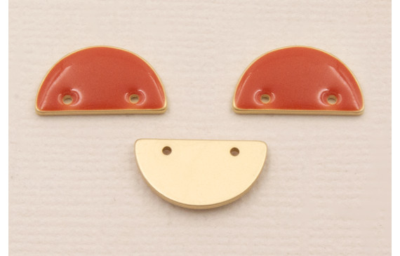 Cuenta Semicirculo 15*7mm esmalte Rosa Coral