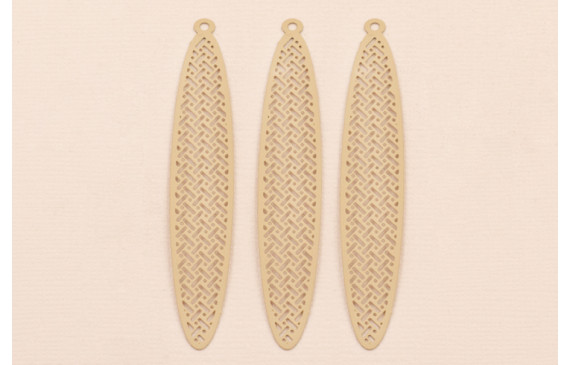 Colgante oavalo labrado lámina 60*11mm Color Beige