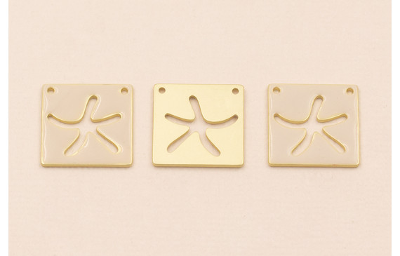 Cuadrado calado EstrellaMar 15*15mm Beige