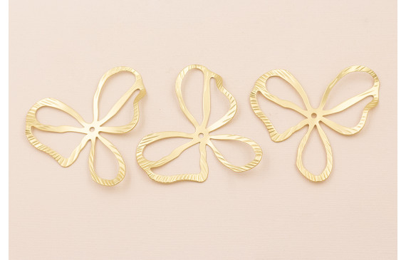 Flor 3 pétalos 58mm Dorado Mate