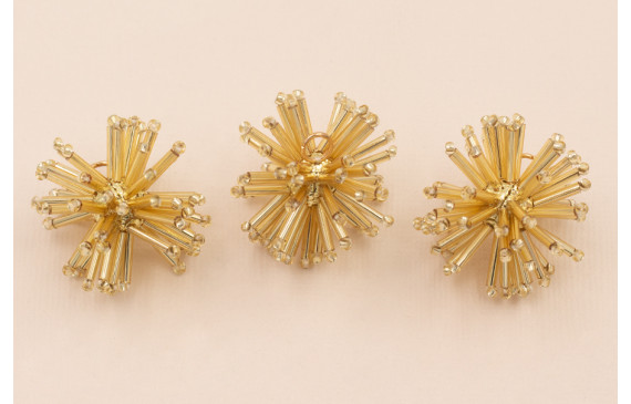 Estrella de Abalorio Dorado de 30mm diámetro