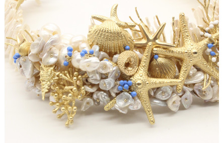 Collar rigido con listones de perla, estrellas de 