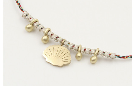 Pulsera hilo macrame azul,rojo y oro con nudo macr