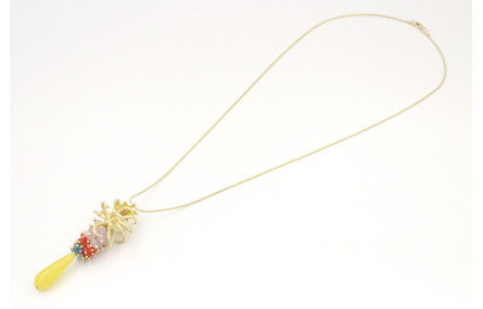 Collar largo de cadena de cordón oro mate con colg