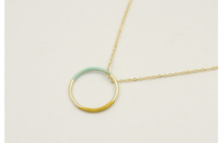 Solitario de acero inoxidable con cadena de eslabó