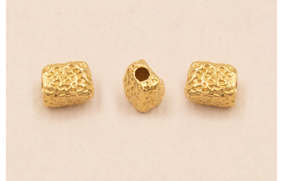 Pieza Irregular 5*3*3mm Baño Oro 18K 3Micras