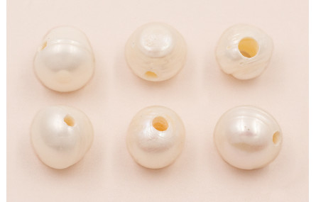 Perla de  11-12mm con agujero de 3mm