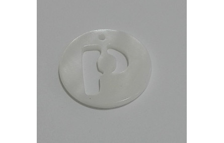 Letra calada 15mm Nacar P