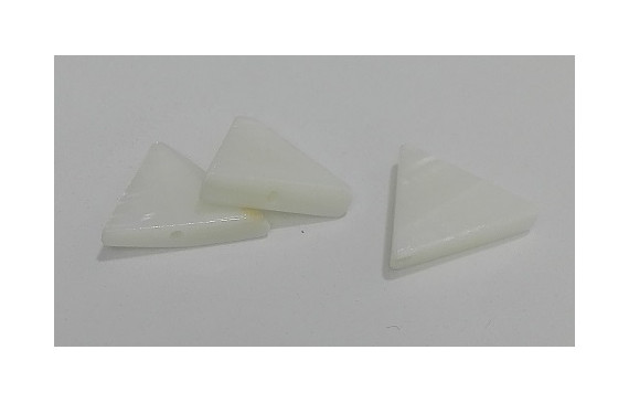 Triangulo Nacar 15mm*3mm