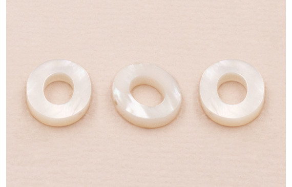 Letra Nacar O 10mm agujero horizontal superior