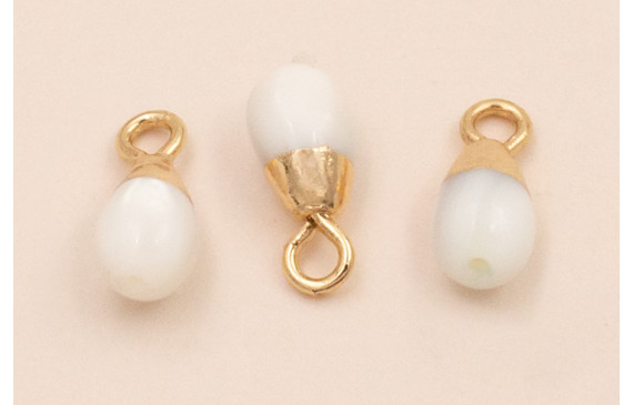 Pendulo Nacar con gancho dorado 12*5mm