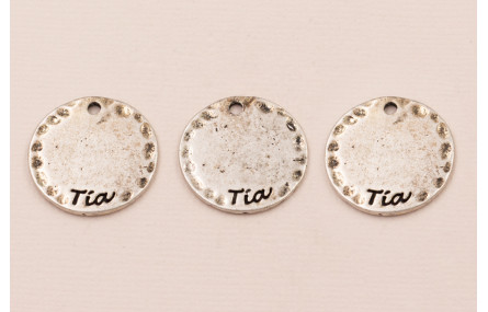 Medalla 20mm "Tía" Plata vieja