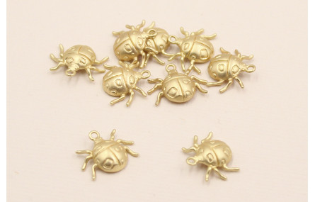Colgante escarabajo pelotero 11*15*3mm Dorado Mate