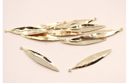 Pieza Hoja Ondulada Dorada 50*10mm