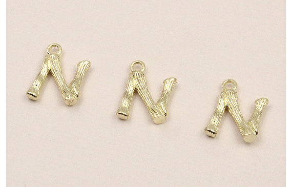 Colgante Letra N latón Dorado 15*10mm