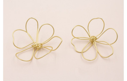 Flor Manual Hilo Latón 80mm Oro Mate