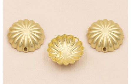 Colgante semicircular estriado 20mm Oro Mate