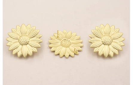 Pendiente Margarita 40mm diámetro Dorado Mate