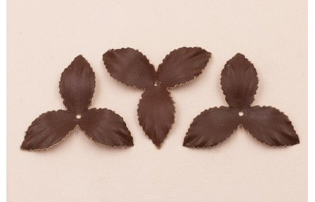 Flor pétalos relieve 45mm diam. Marrón chocolate