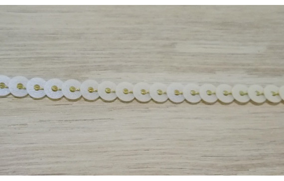 Tira de lentejuelas de 4mm Beige