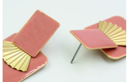 Pendientes rectangulo rosa y triangulo plisado