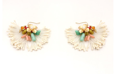 Pendientes con flecos estambres blancos y semiprec