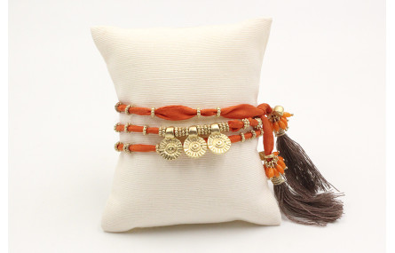 Pulsera de seda natural naranja con rueda estriada