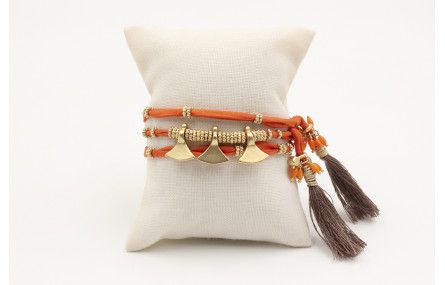 Pulsera de seda natural naranja con rueda estriada