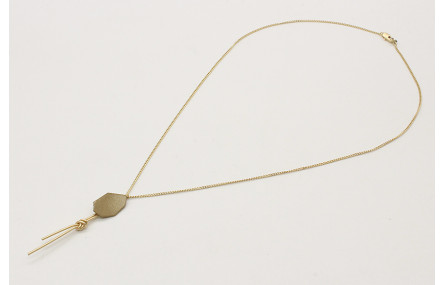 Collar cadena eslabón plano en oro mate con pieza 