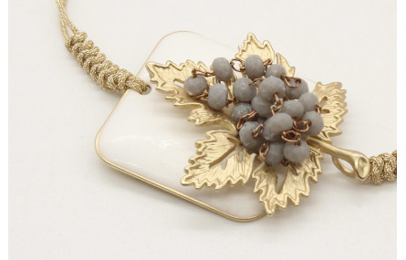 Pulsera cordón macramé oro palido con cuadrado esm