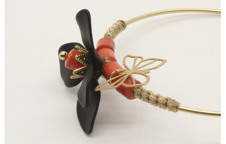 Pulsera rigida con flor esmaltada negra, toneles d