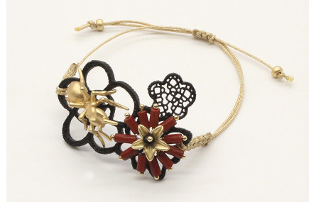 Pulsera macrame oro palido con crochet esmaltado n