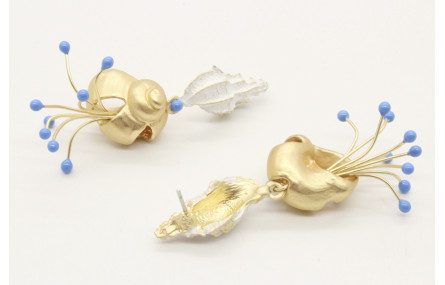 Pendinetes caracola esmaltada blanca con caracola 