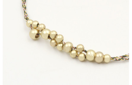 Pulsera macrame marrón, rosa y oro con nudo macram