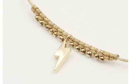 Pulsera hilo macarme oro palido con nudo macrame d