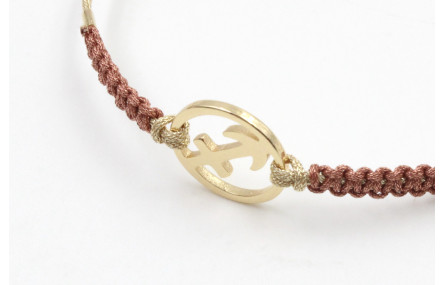 Pulsera hilo macrame oro palido con nudo oro rosa 