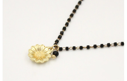Solitario cadena miyuki negro con colgante flor ca