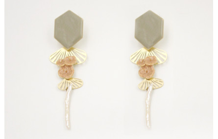 Pendientes perno hexagono visón con colgante alas 